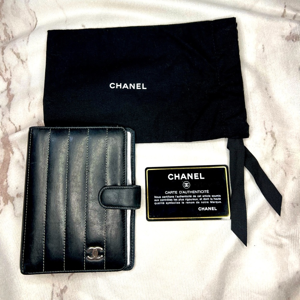 Authentic Vintage Chanel Lambskin Agenda